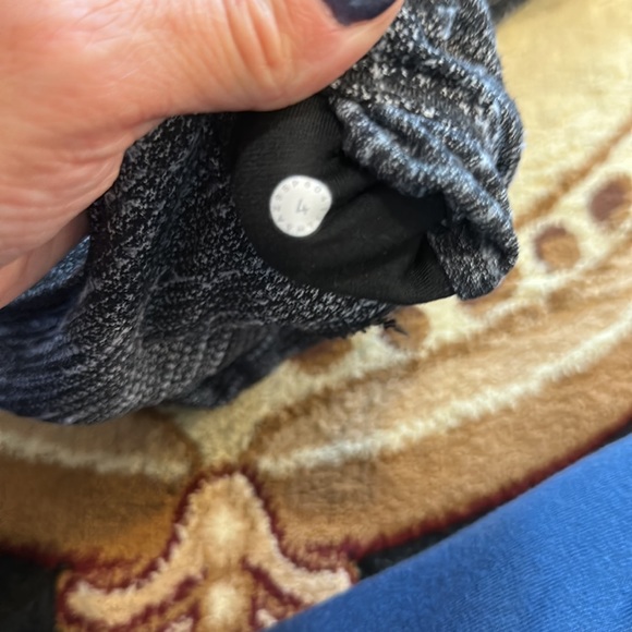 Size 4 align knit legging. Good condition, soft and cozy. 25” - Picture 3 of 3